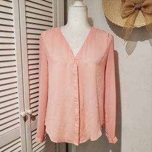 Urban Coco Long Sleeve Button Up V neck Sheer Blouse in Peach